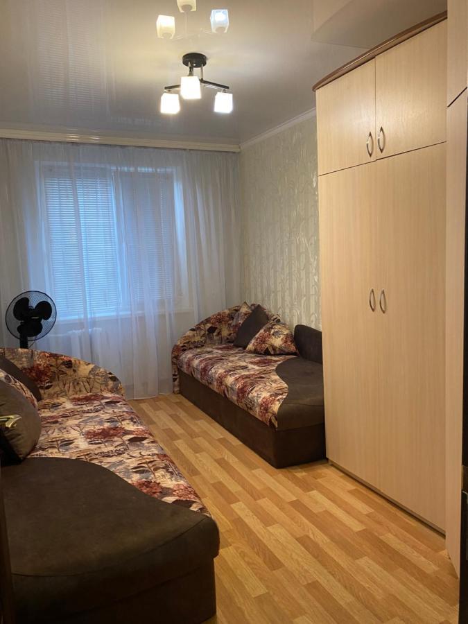 2 Комнатная Квартира, До 6 Спальных Мест Kryvyi Rih Exterior photo