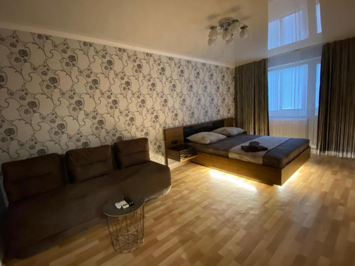 2 Комнатная Квартира, До 6 Спальных Мест Kryvyi Rih Exterior photo